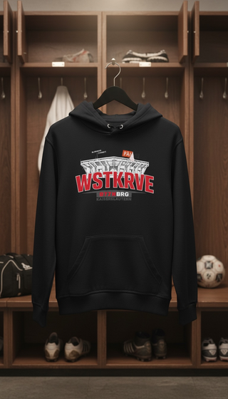 Frauen t-shirt in rot mit schwarzem logo eines stadions und dem text wstkrvve btznbrg kaiserslautern