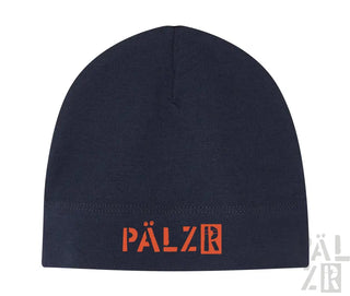 Marineblaue Beanie mit orangem ’pälzr’-Logo und gesticktem Text.