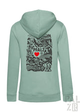 Minzgrüner Hoodie mit schwarz-rotem Design, das den Text ’pfalz’, ein Herzsymbol und folkloristisch inspirierte Muster enthält.