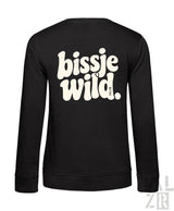 Schwarzer damen sweatshirt aus baumwolle mit langarm und weißem retro print bissje wild auf der rückseite