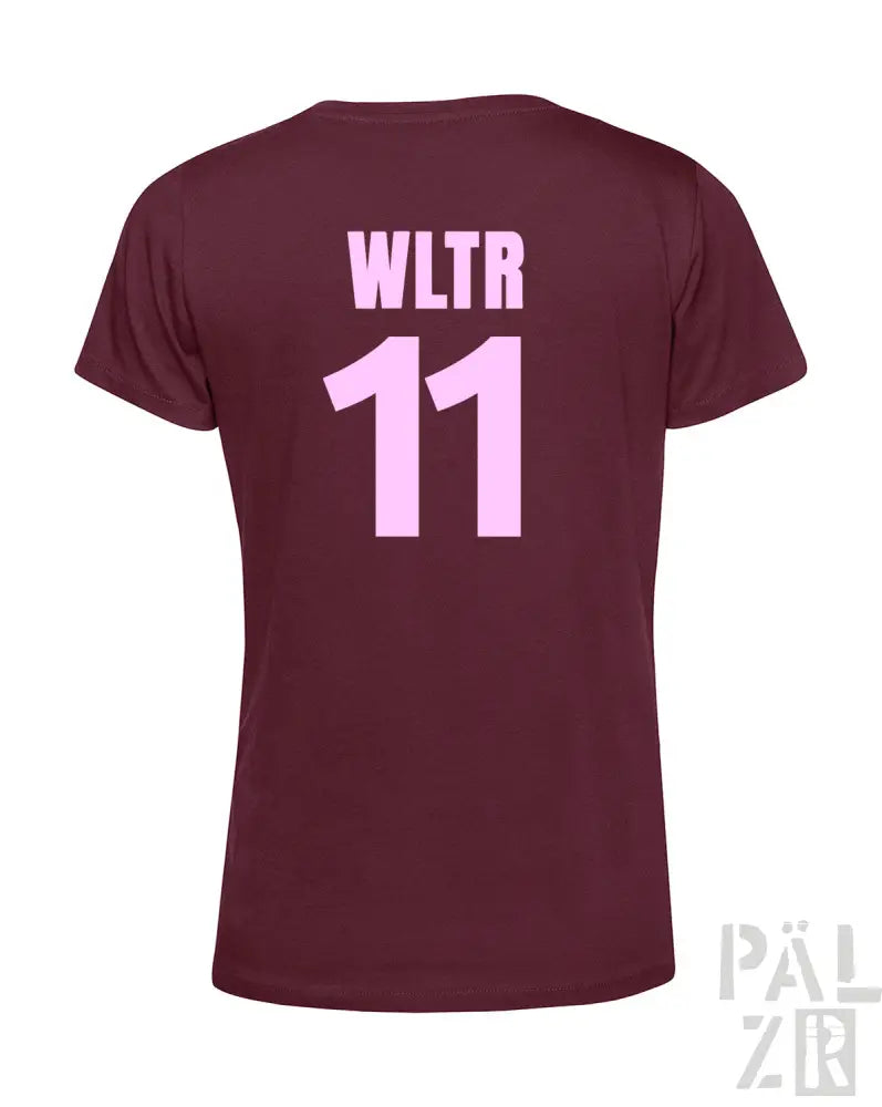 Bordeaux-Farbenes T-Shirt mit „wltr 11“ in pink-weißem Design, das einen lässigen Stil aufweist.