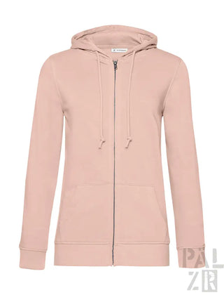 Ein weiches, zartrosa Zip-up-Hoodie mit passender Kordelkapuze und Vordertaschen, hergestellt aus glatter Baumwollmischstoff.