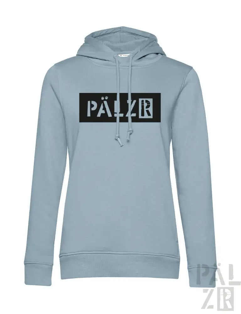 Hellblaues Hoodie mit schwarzem ’pälzr’-Logo und Kordelzügen.