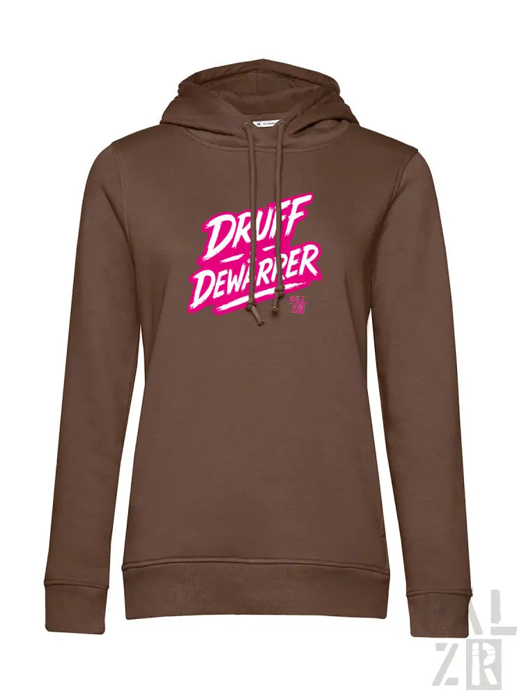 Brauner Hoodie mit ’druff dewarper’-Grafik in pink-weißem Design, Material eines Kapuzen-Sweatshirts.