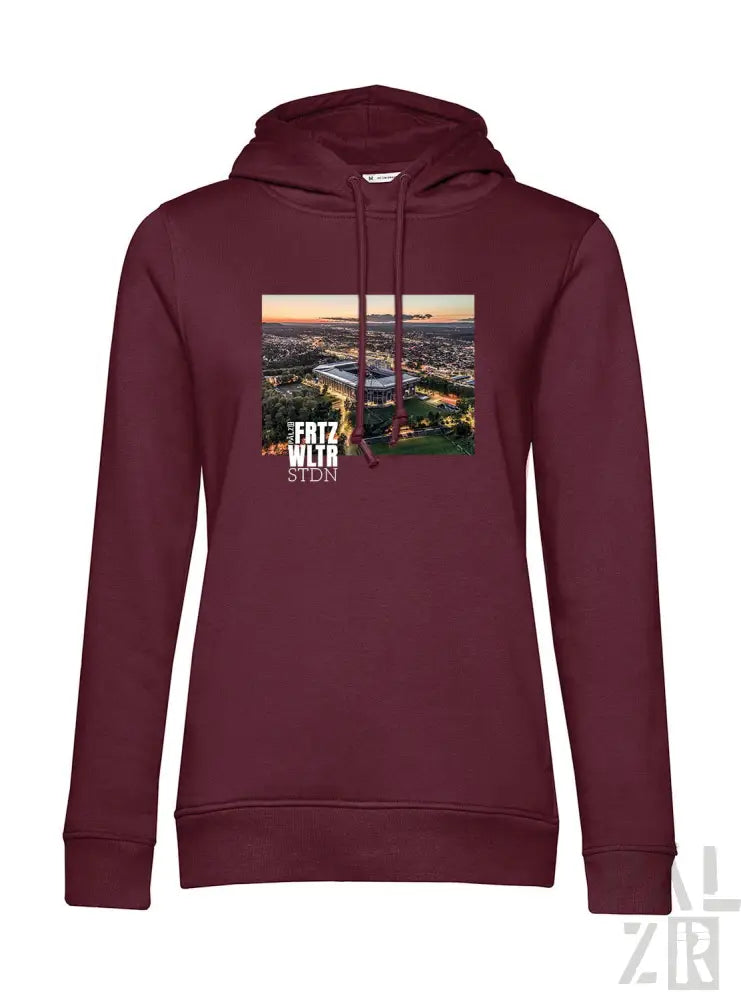 Bordeaux-Kapuzenpulli mit Stadtbild-Design und Kordelzügen, mit dem Text ’fort wilto stdn’.