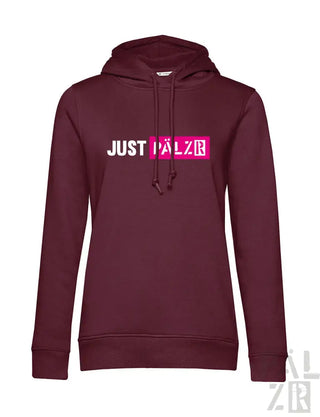 Bordeauxfarbene Kapuzenpullover mit ’just palzr’-Text in Weiß und Pink auf der Vorderseite, aus Kapuzenschweißshirt-Material.