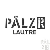 Logo von pälzar l’autre mit fetter schwarzer schrift und schlichtem l’autre auf damen hoodie in verschiedenen farben