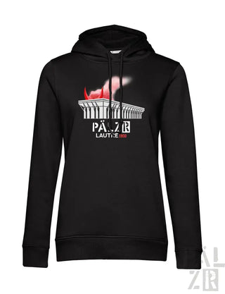 Schwarze Kapuzenjacke mit weiß-rotem Design, das die Silhouette eines Gebäudes zeigt.