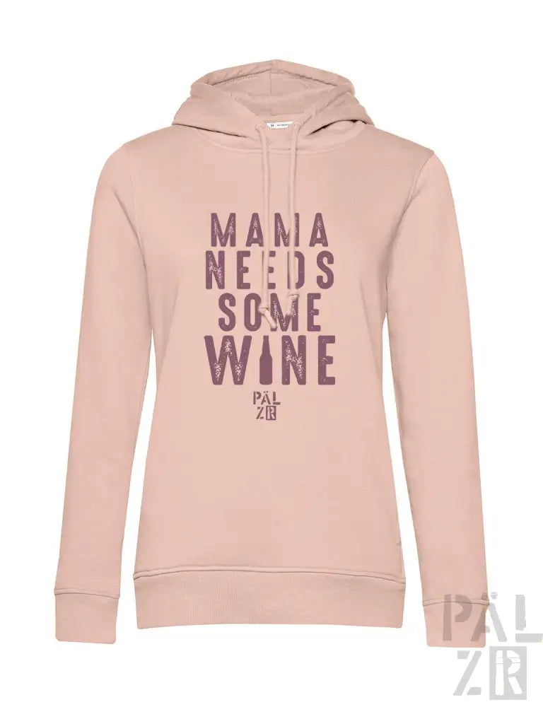 Rosa Hoodie mit Textdesign „mama braucht etwas Wein“, Material wahrscheinlich Baumwolle oder Polyester-Mischung.