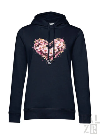 Dunkelblaue Kapuzenjacke mit einem lebendigen pink-weißen Kirschblüten-Herz-Design und Spritzeffekten.