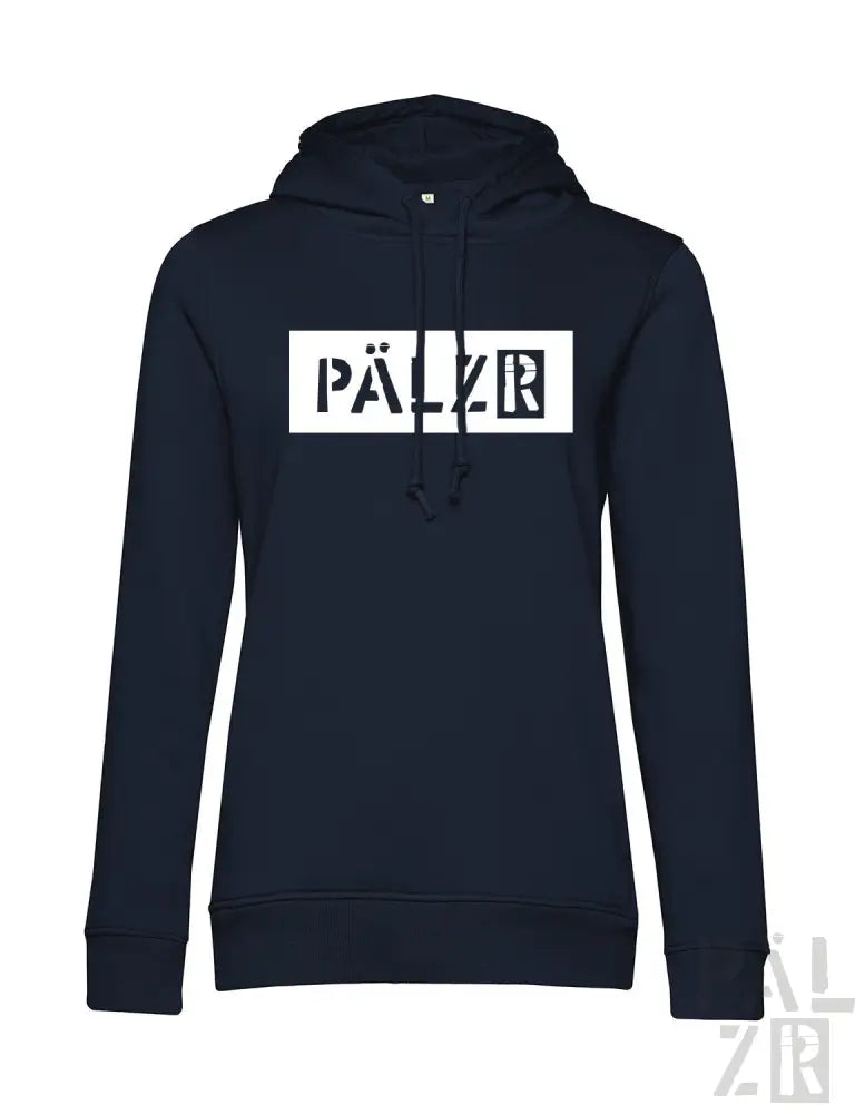 Marineblaue Kapuzenjacke mit ’pälzr’-Logo in weißem Box-Design.