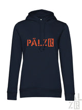 Damen hoodie von pälzr originals in navy blau mit auffälligem orangefarbenem pälzr logo auf der brust