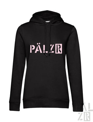 Frauen hoodie in schwarz mit rosa pälzr schriftzug auf der brust aus der pälzr originals kollektion