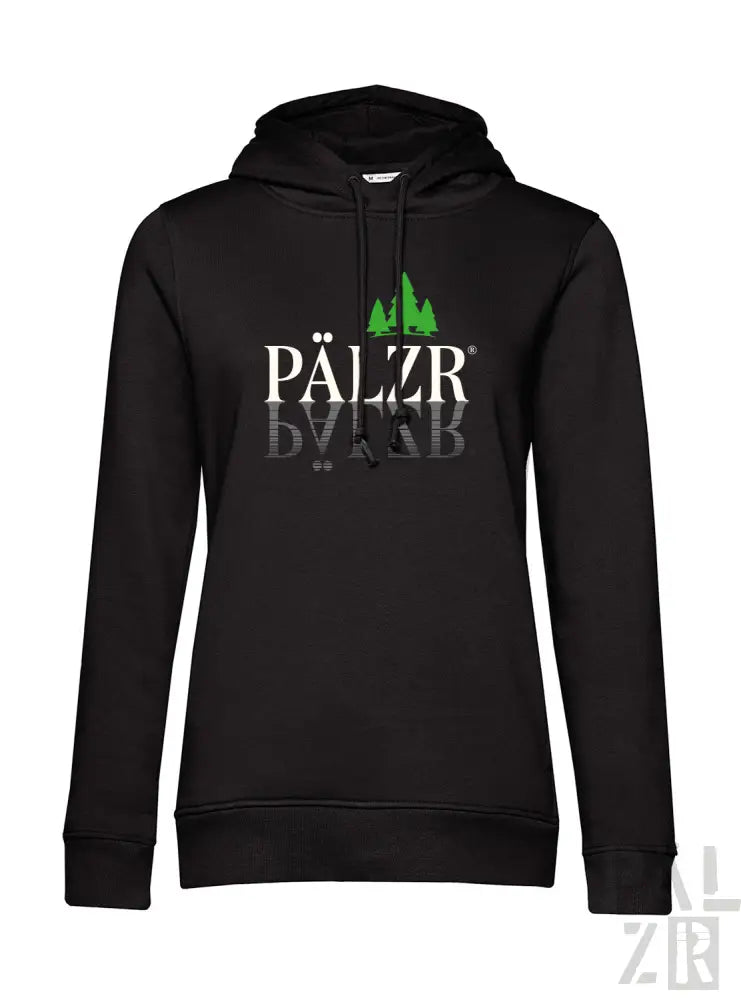 Schwarzer Hoodie mit ‚pälzr dvkb‘-Text und grünem Baum-Design auf der Vorderseite.