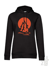 Schwarzer frauen hoodie mit orangefarbenem kreisgrafik und stilisierten kiefern und pälzb markenname darunter