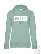 Minzgrüner Hoodie mit ’pällzr’-Logo im weißen Box-Design.