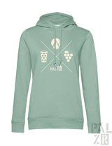 Frauen hoodie in minzgrün mit weißem wald und woi motiv aus baum, wein und trauben in verschiedenen farben