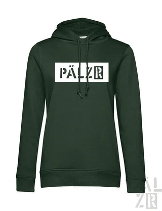 Grüner Hoodie mit ’pälzr’-Logo im weißen Box-Design.