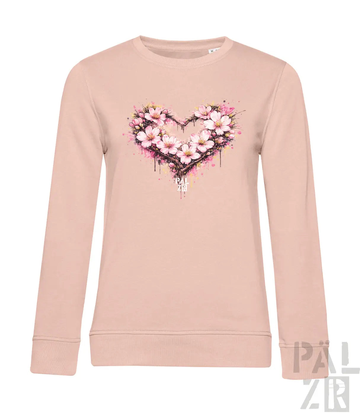 Ein weiches zartrosa Langarm-Sweatshirt mit einem lebendigen Aquarell-Herz-Design, das mit zarten weißen und rosa Blüten verziert ist.