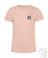 Hellrosa T-Shirt mit ’palzbr’-Logo in Schwarz-Weiß-Design.