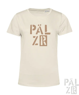 Cremeweiße T-Shirt mit ’pälzr’-Logo in Braun, mit minimalistischem Design und geripptem Ausschnitt.