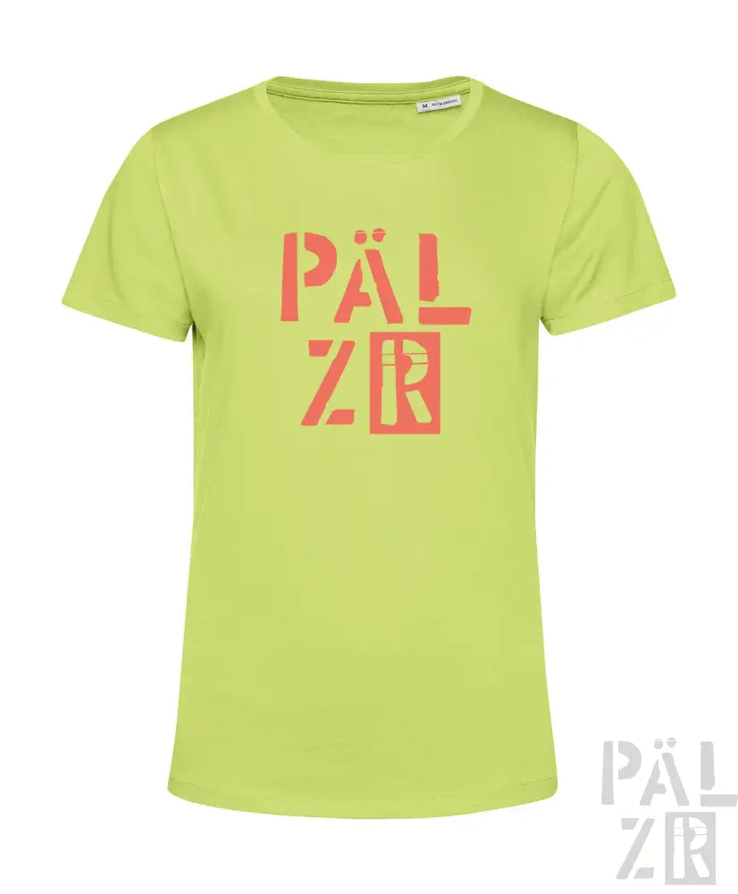 Limegrünes Pälsr T-Shirt mit kühnen orangenen Textdesign.