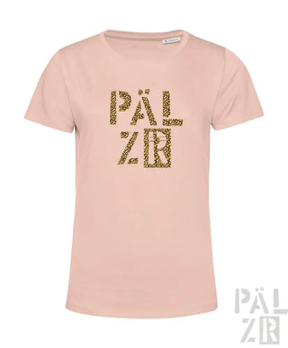 Hellrosa T-Shirt mit ’pälzr’-Text in goldenem Leopard-Print-Design.