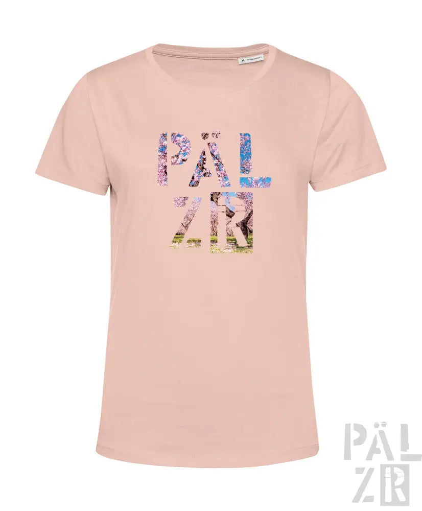 Hellrosa T-Shirt mit ’pälzr’ Grafikdesign, aus Baumwolle gefertigt.