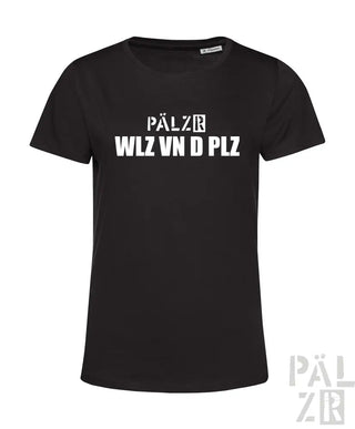 Schwarzes T-Shirt mit weißem Text ’pälzr wlz vn d plz’ und Logo am Ärmel.