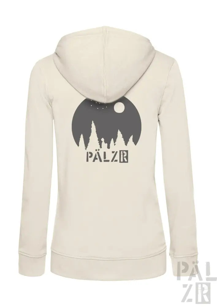 Creme-farbene Hoodie mit einem schwarz-weißen Grafikdesign mit Bäumen, Mond und Text „pälzr“ auf der Rückseite.