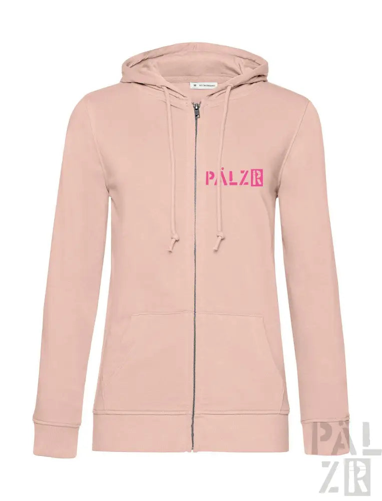 Rosa Kapuzenpulli mit Reißverschluss und dem Logo ’palzie’ in fetten roten Buchstaben auf der Vorderseite.