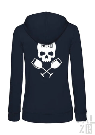 Marineblaue Kapuzenjacke mit Reißverschluss und Design aus Schädel und gekreuzten Paddeln, Text ’palzib’ auf der Brust.