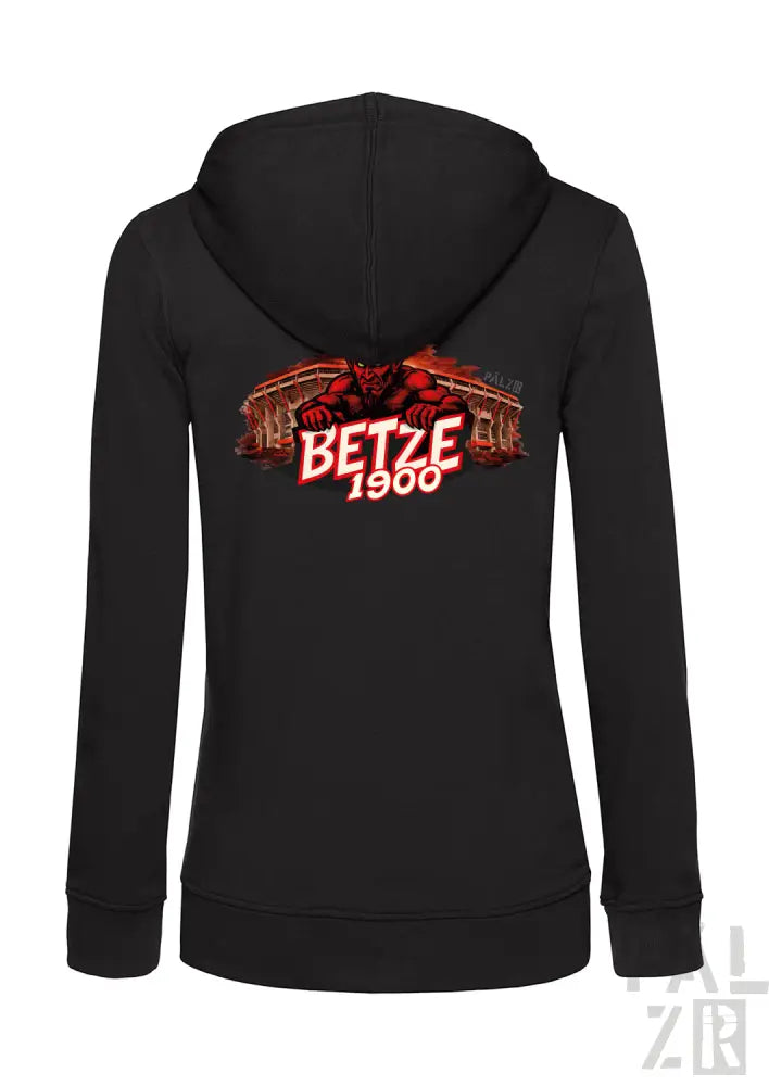 Schwarze Kapuzenjacke mit Reißverschluss und rot-weißem Grafikmotiv eines Dämons, der ein Stadion hält, mit ’betze 1900’’ gedruckt darunter.