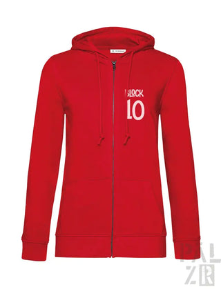 Rote Kapuzenjacke mit Reißverschluss, weißem Text und Logodesign.