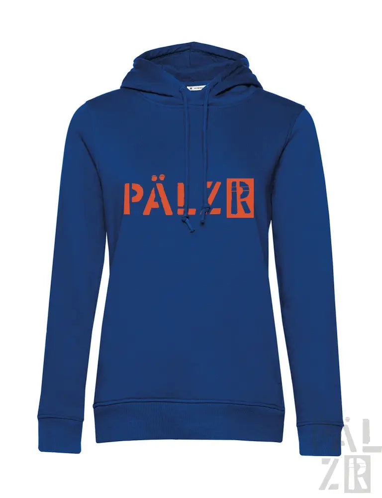 Blaue Kapuzenjacke mit orange ’pälze’-Textdesign.