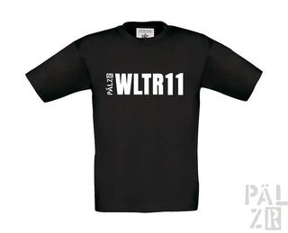 Schwarzes T-Shirt mit weißem Text „wltr11“ und Logo auf dem Ärmel, aus Baumwolle.