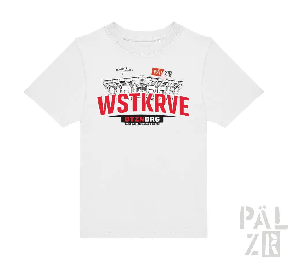 Weißes kurzarm kinder t-shirt mit rotem und schwarzem wstkrve stadion grafik und btznbrg schriftzug