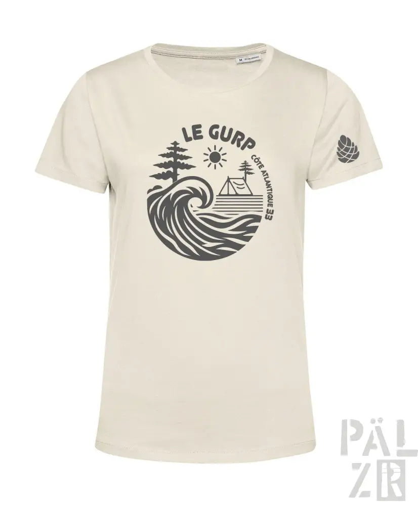 Cremeweißes T-Shirt mit grafischem Wellen-Design und ’le gurp’-Text, mit einem kleinen Blatt-Emblem auf dem Ärmel.