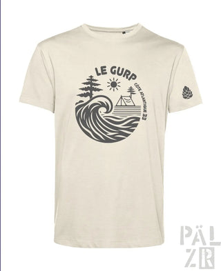 Cremeweißes T-Shirt mit schwarzem Wellen-Grafik und Camping-Elementen, mit dem Text ’le gurp’.