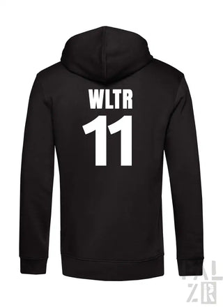 Schwarze Hoodie mit ’wltr 11’’-Design auf dem Rücken, hergestellt aus einer Baumwolle- und Polyestermischung.