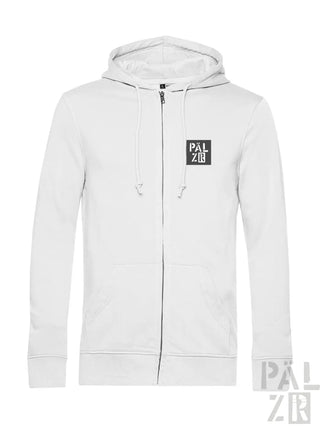 Weiße Kapuzenjacke mit Reißverschluss, schwarzem Logo und Kordelzügen.