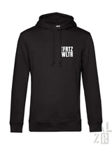 Schwarzer männer hoodie von FRTZ WLTR ELF mit weißem vertikalem print auf der linken brust in verschiedenen farben