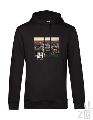 Schwarzer männer hoodie aus baumwolle mit print des fritz walter stadions und fritz walter stadion text darunter