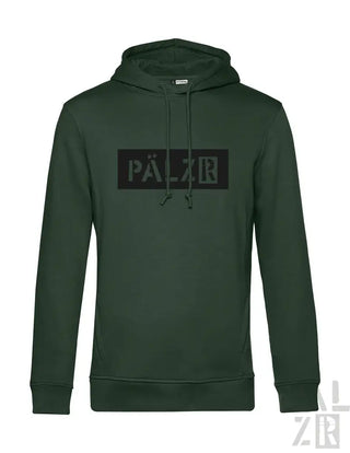 Dunkelgrüner Hoodie mit schwarzem ’pälzn’-Logo auf der Vorderseite, aus weichem Baumwollmaterial gefertigt.