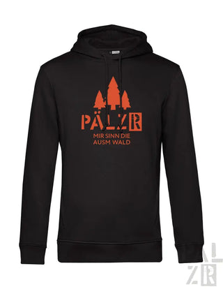 Schwarze Hoodie mit orangefarbenem Text und Design mit Bäumen, ’pälvr’ Logo und Slogan.