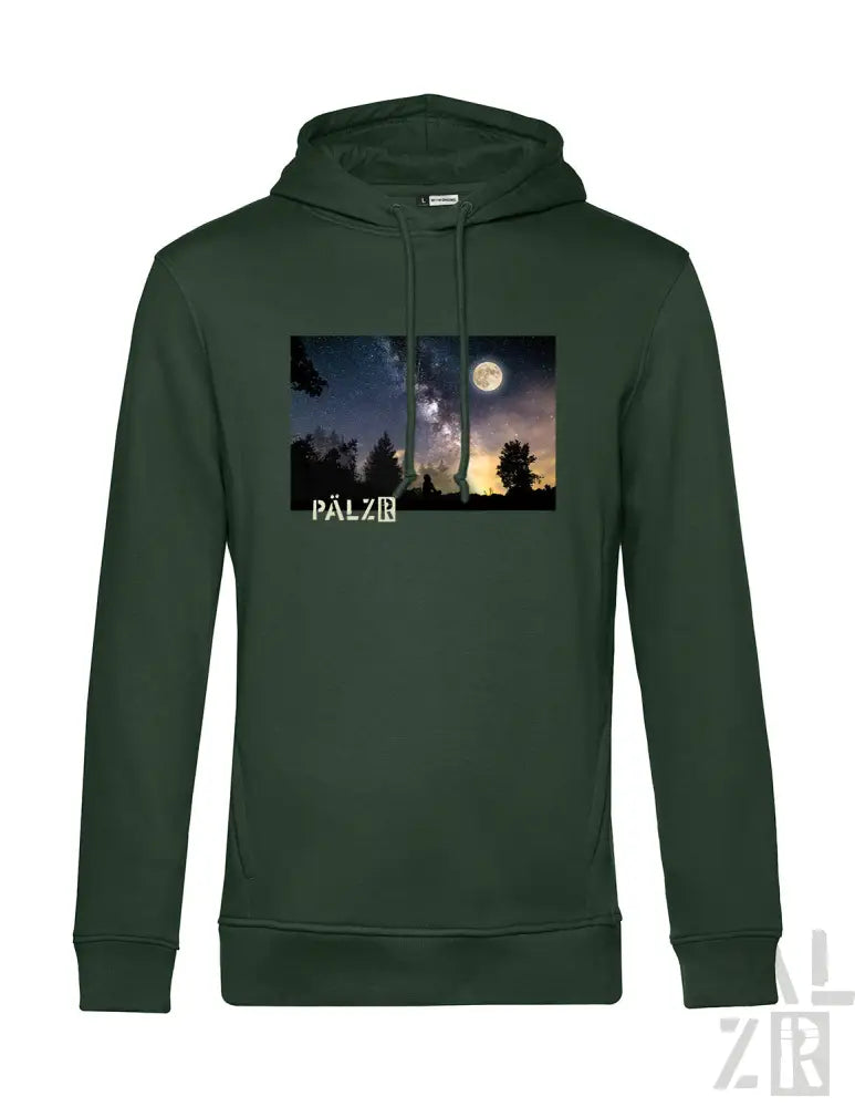 Dunkelgrüner Hoodie mit Kapuze, vorderer Tasche und ’pälz’-Grafikdesign mit einer Nachthimmelszene.