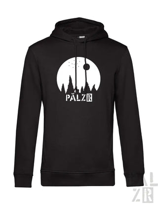 Schwarze Kapuzenjacke mit weißem Grafikdesign, das einen Turm und Bäume zeigt, ’palzr’ Logo.