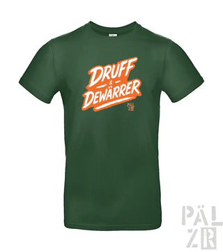 Grünes T-Shirt mit ’druff & dewarrer’-Design in Orange und Weiß, das ein beliebtes Markenlogo zeigt.