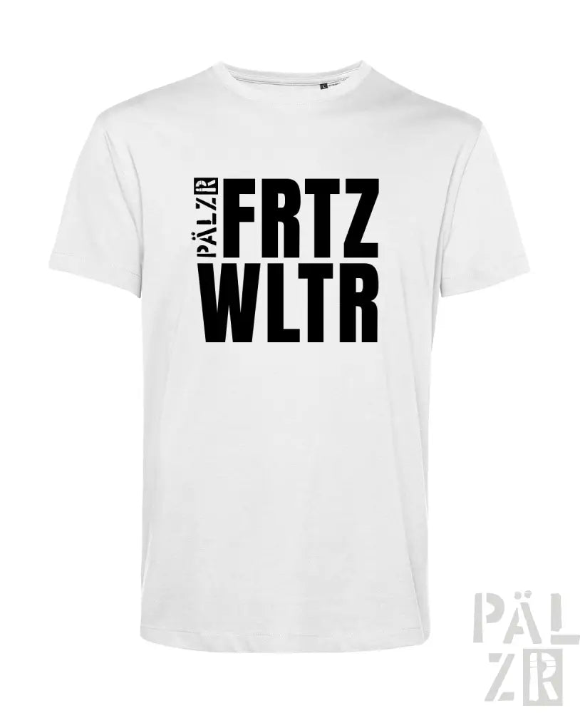 Weißes T-Shirt mit schwarzem Textdesign, das ’palzfritzwltr’ und ein kleineres Logo in der unteren linken Ecke zeigt.