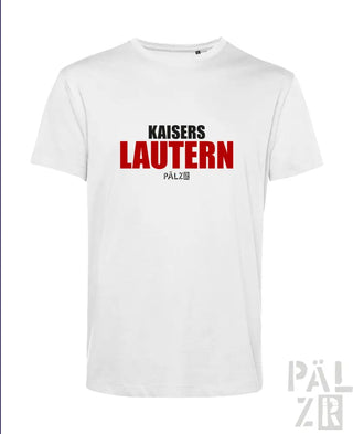 Weißes T-Shirt mit ’kaisers lautern’ und ’pälzer’ in Rot, schwarzer Text auf der Vorderseite.